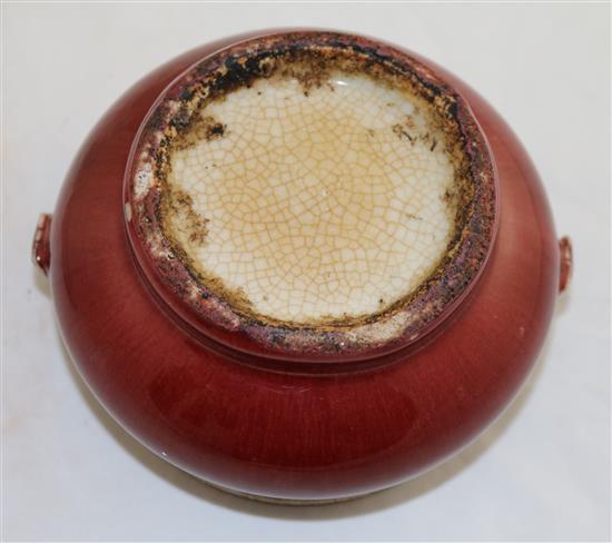 A Chinese sang de boeuf glazed censer and a famille rose rectangular dish, late 19th century, 12cm and 25.5cm